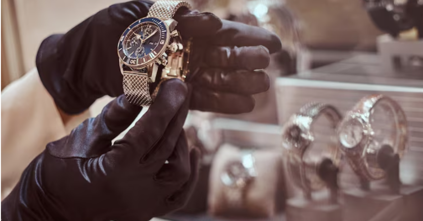 Watches of America Review: Where to Buy Authentic Luxury Timepieces Online